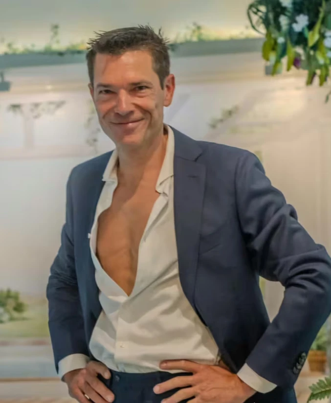Ian May — High class Gigolo